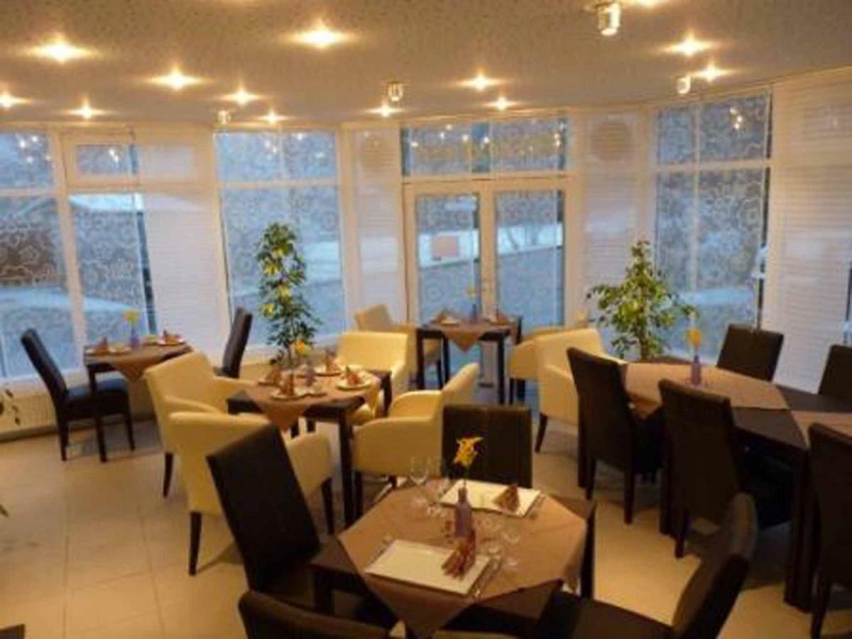 Cafe Und Pension Ringer Vilseck المظهر الخارجي الصورة